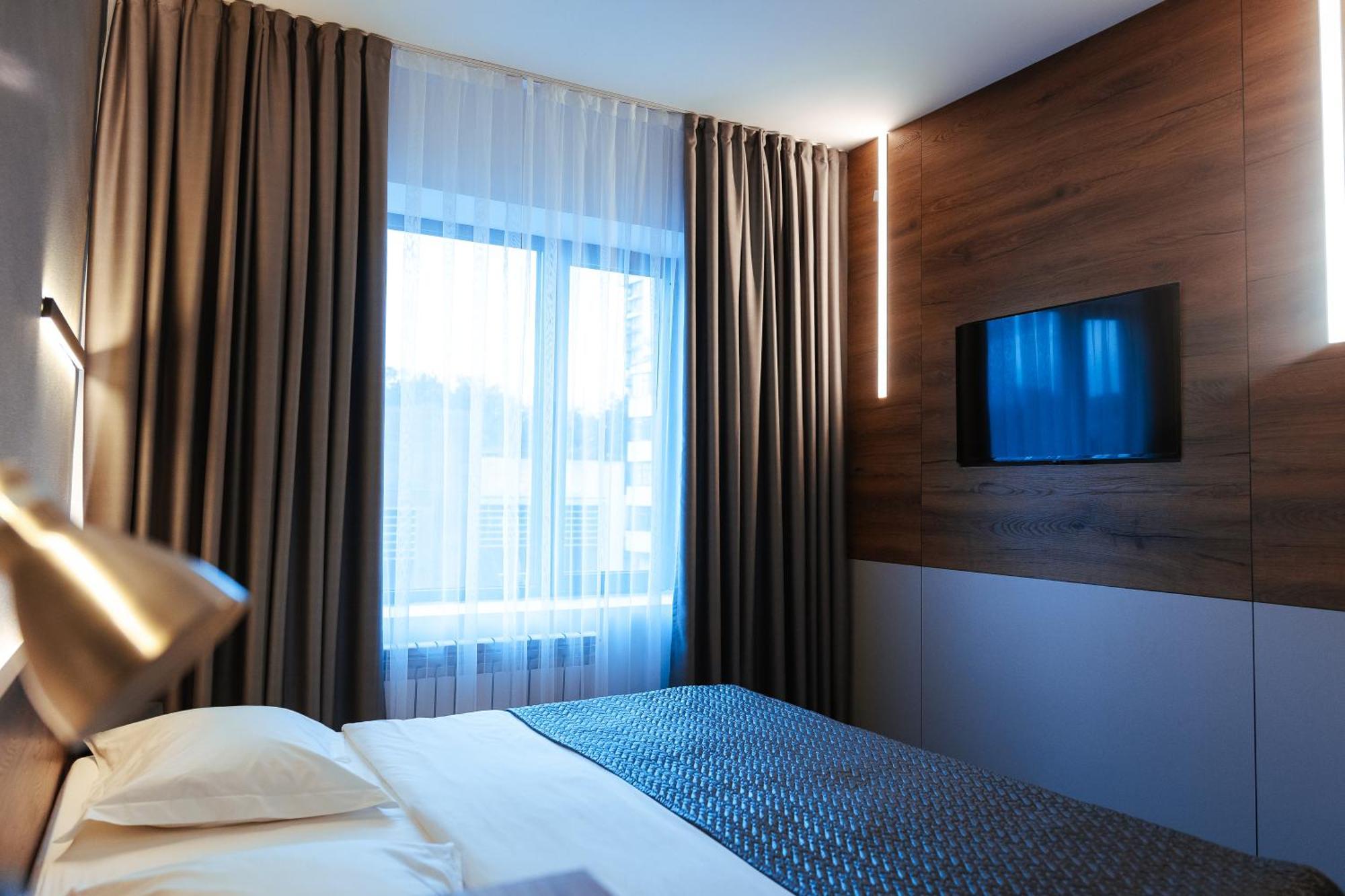Duo Hotel By Futuro Бишкек Екстериор снимка